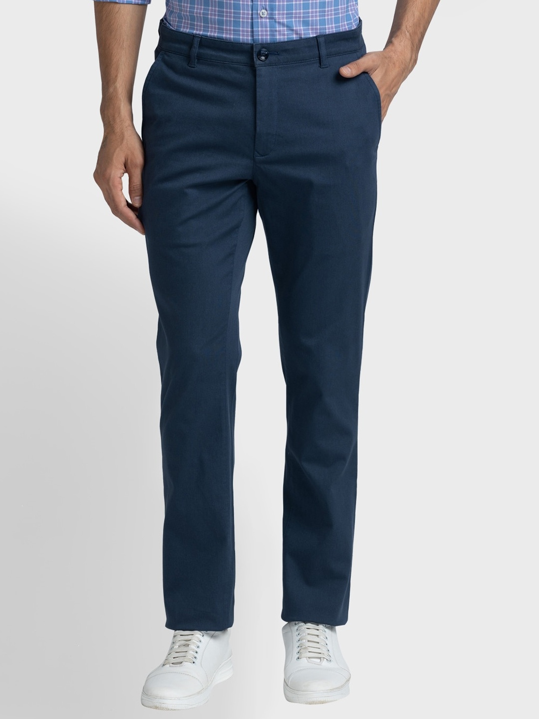 

ColorPlus Men Mid-Rise Plain Trousers, Blue