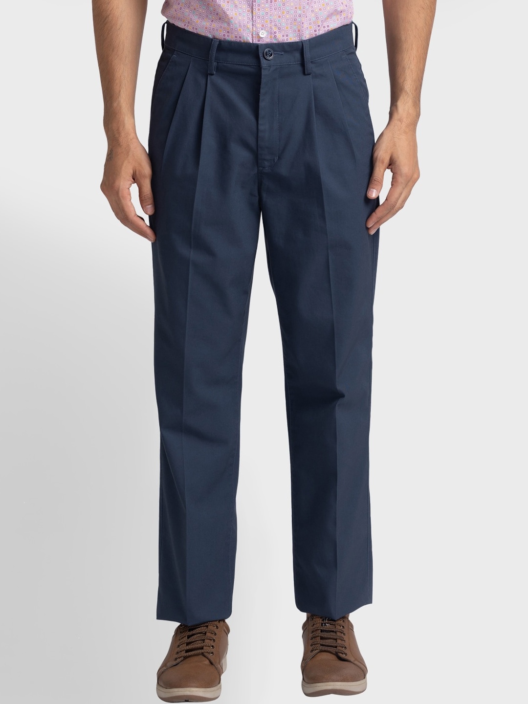 

ColorPlus Men Custom Fit Pleated Trousers, Blue