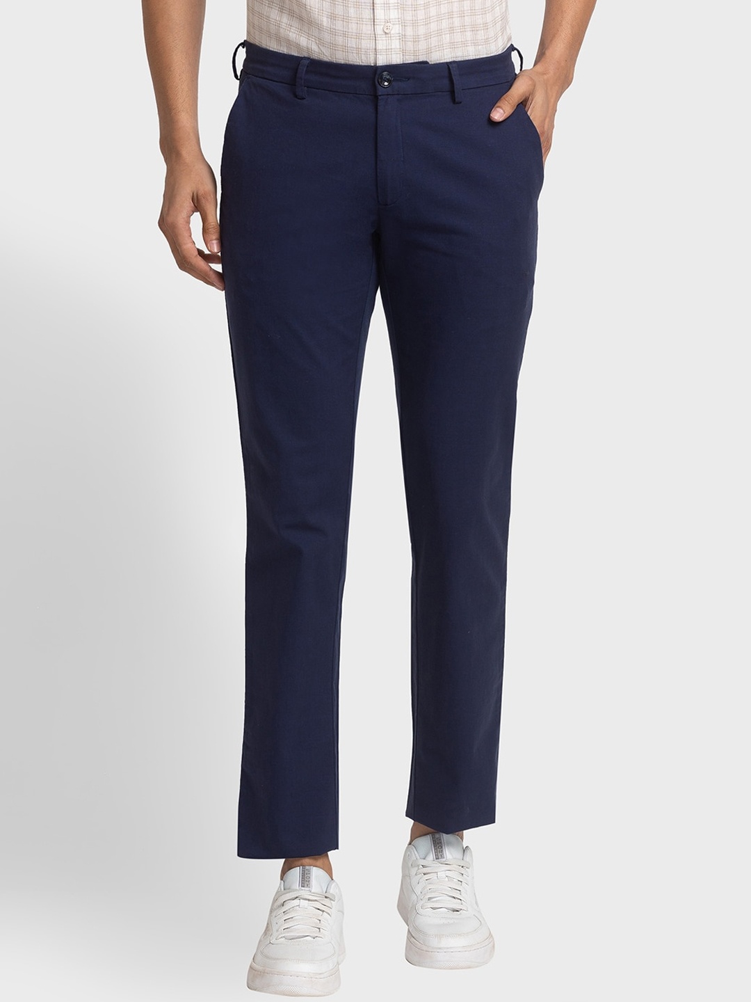 

ColorPlus Men Mid-Rise Plain Trousers, Navy blue
