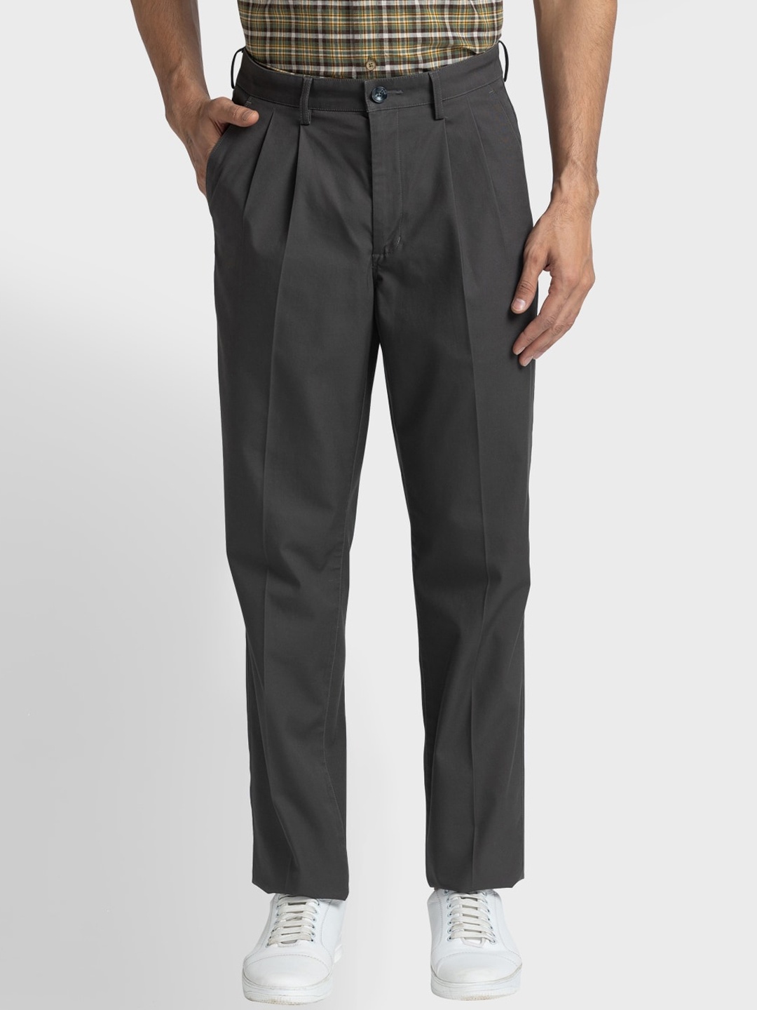 

ColorPlus Men Cotton Mid-Rise Plain Pleated Trousers, Grey
