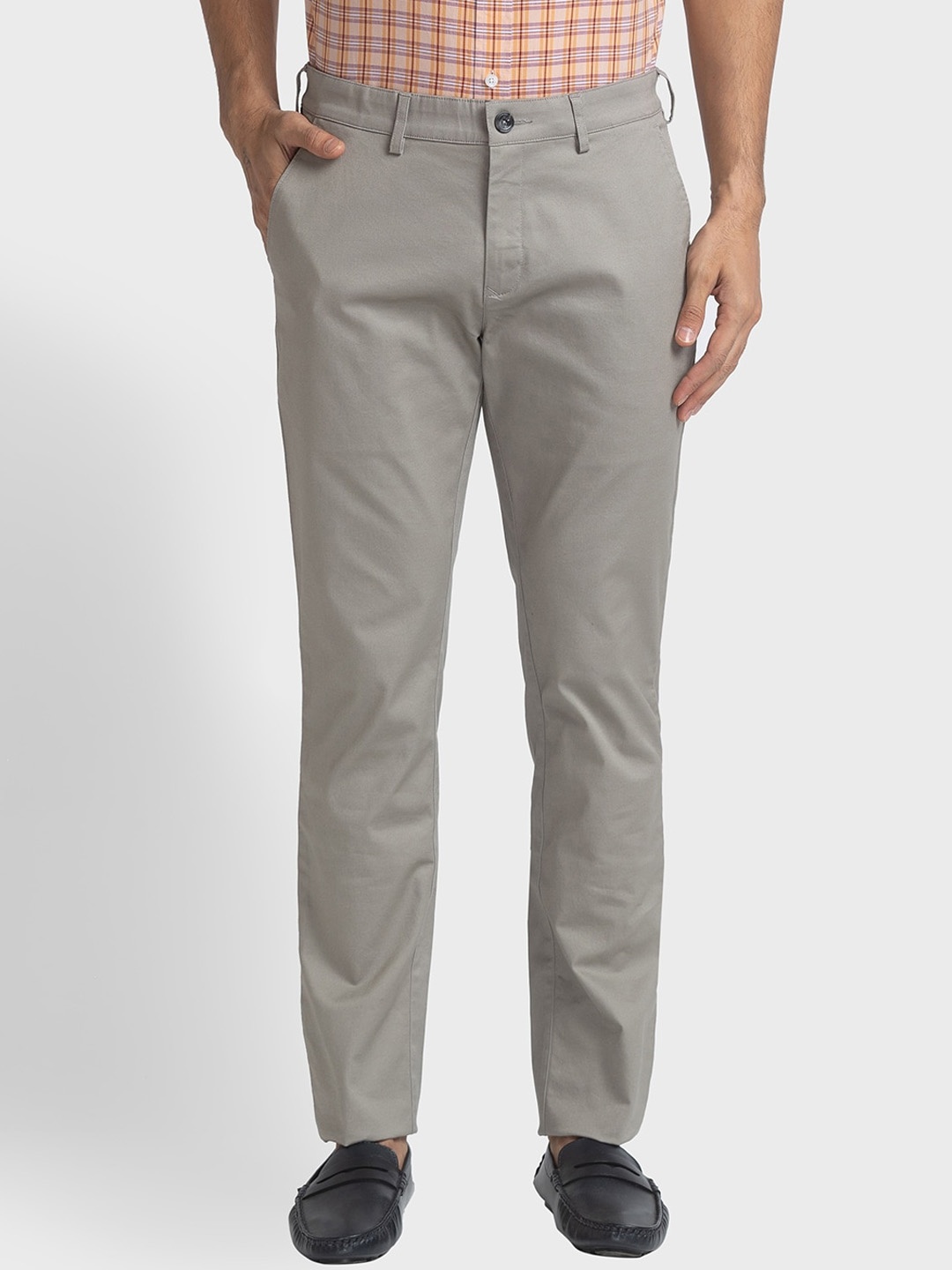 

ColorPlus Men Contemporary Fit Textured Chinos Trousers, Grey