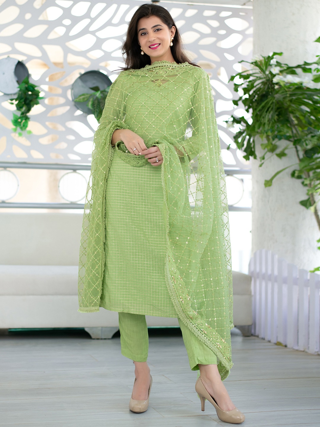 

Label Shaurya Sanadhya Checked Kurta with Trousers & With Dupatta, Green