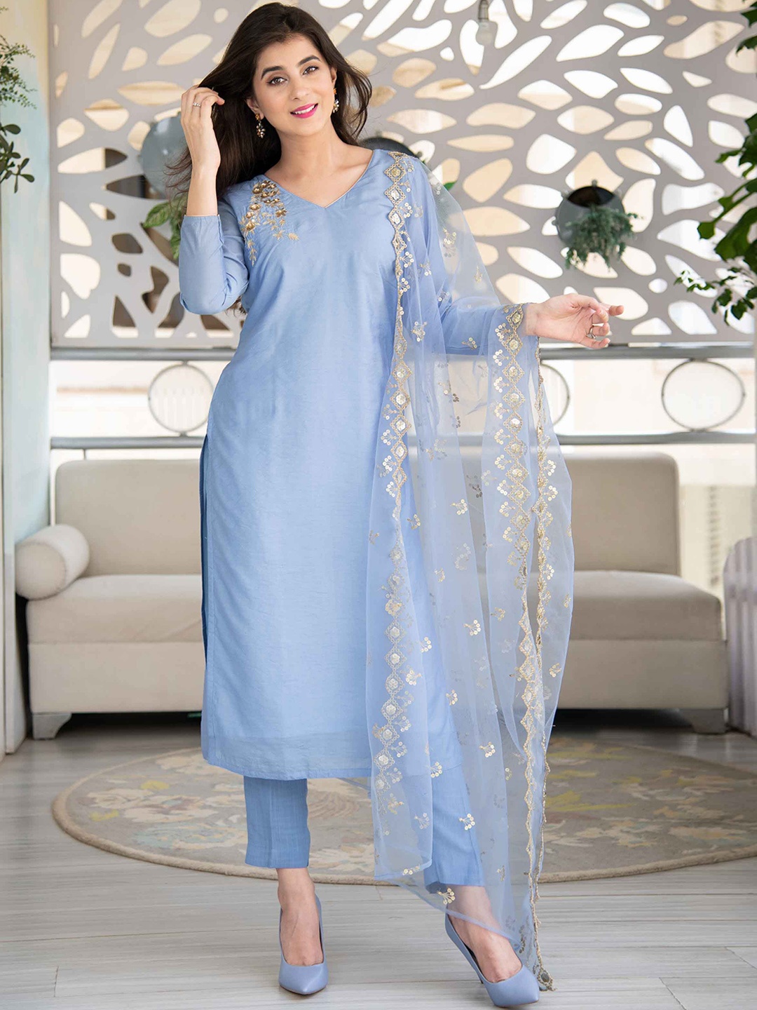 

Label Shaurya Sanadhya Ethnic Motifs Embroidered Sequinned Kurta with Trousers & Dupatta, Blue