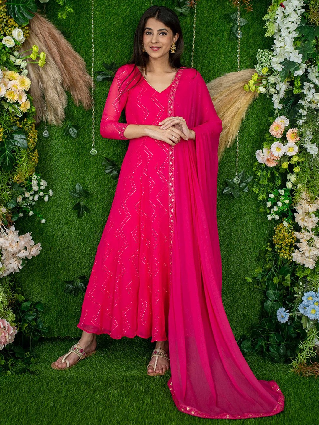 

Label Shaurya Sanadhya Ethnic Motifs Embroidered Sequinned Kurta with Trousers & Dupatta, Pink