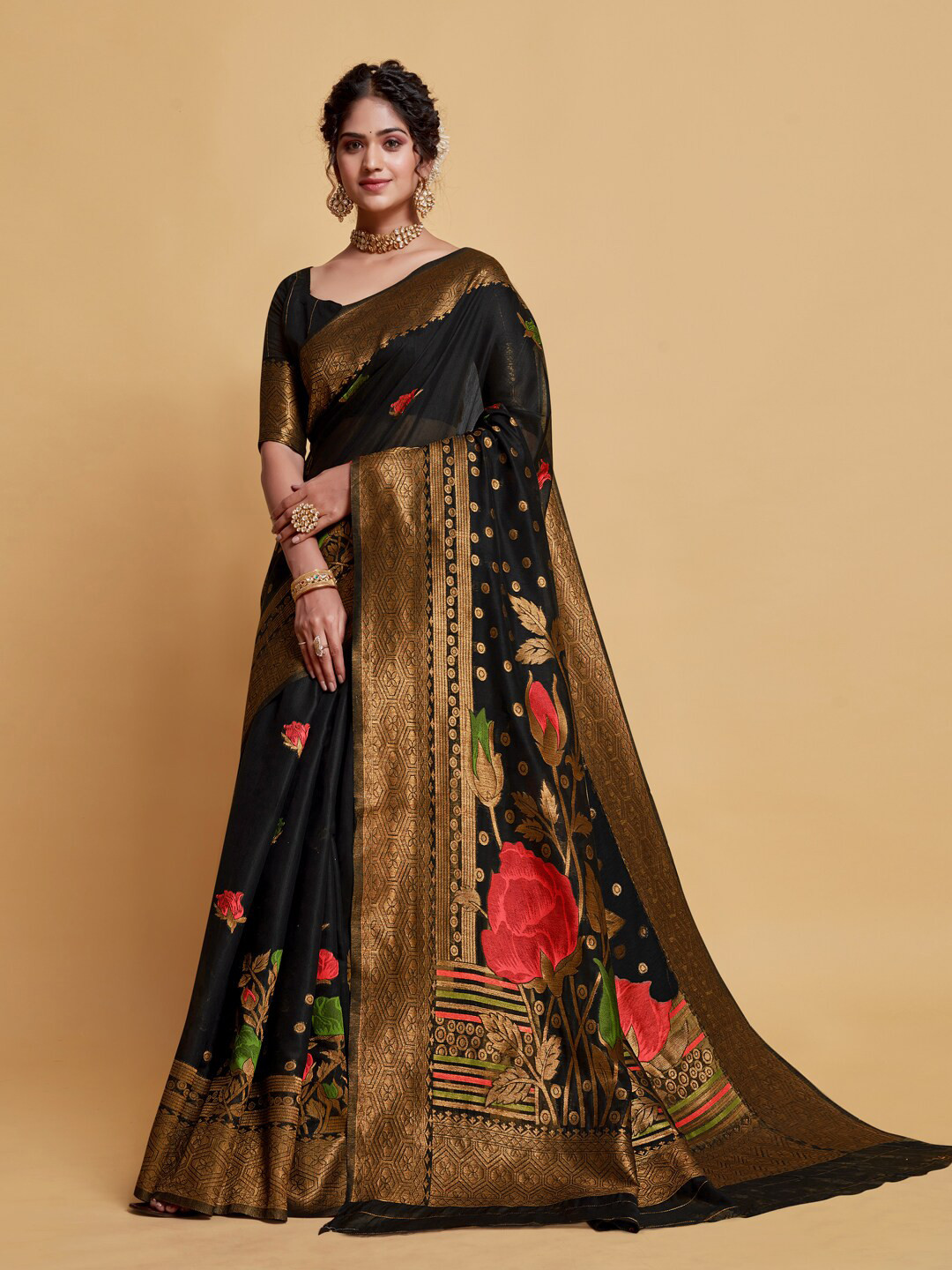 

GAJARAI Floral Motif Woven Design Zari Banarasi Saree, Black