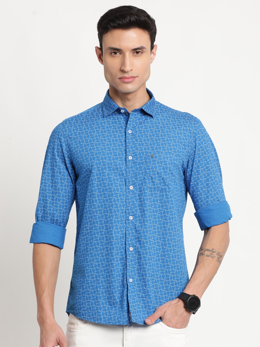 

Turtle Relaxed Slim Fit Opaque Abstract Printed Cotton Casual Shirt, Blue