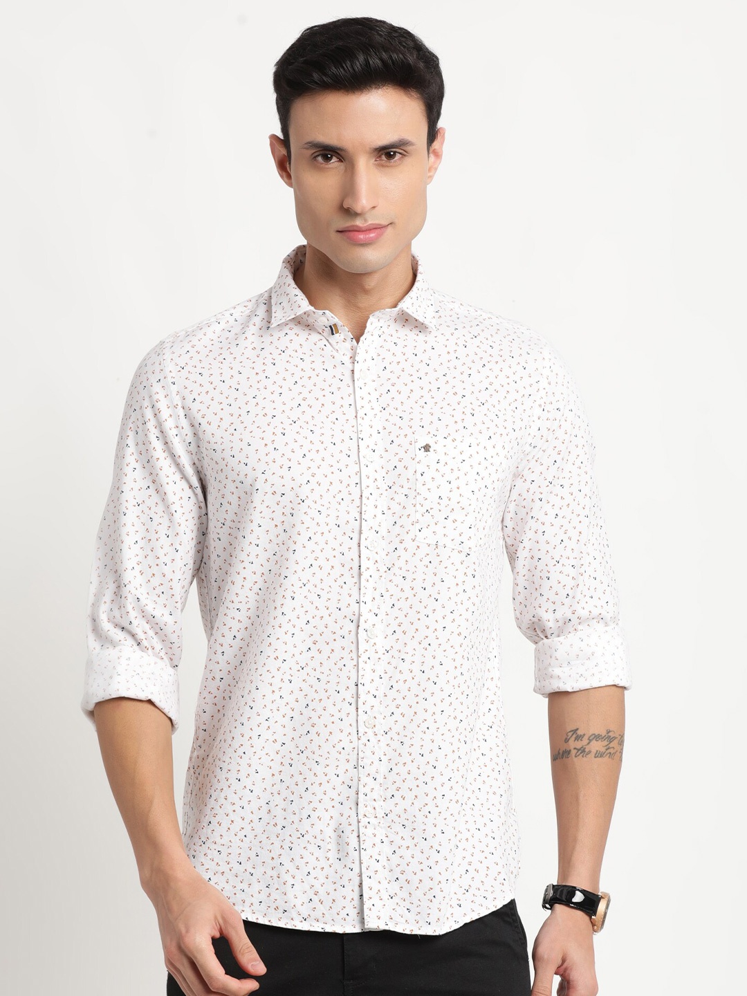 

Turtle Relaxed Slim Fit Opaque Printed Casual Shirt, White