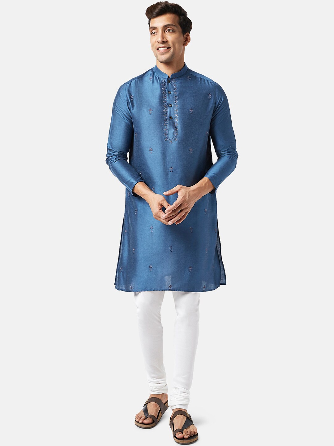 

indus route by Pantaloons Embroidered Mandarin Collar Thread Work Straight Kurta, Blue