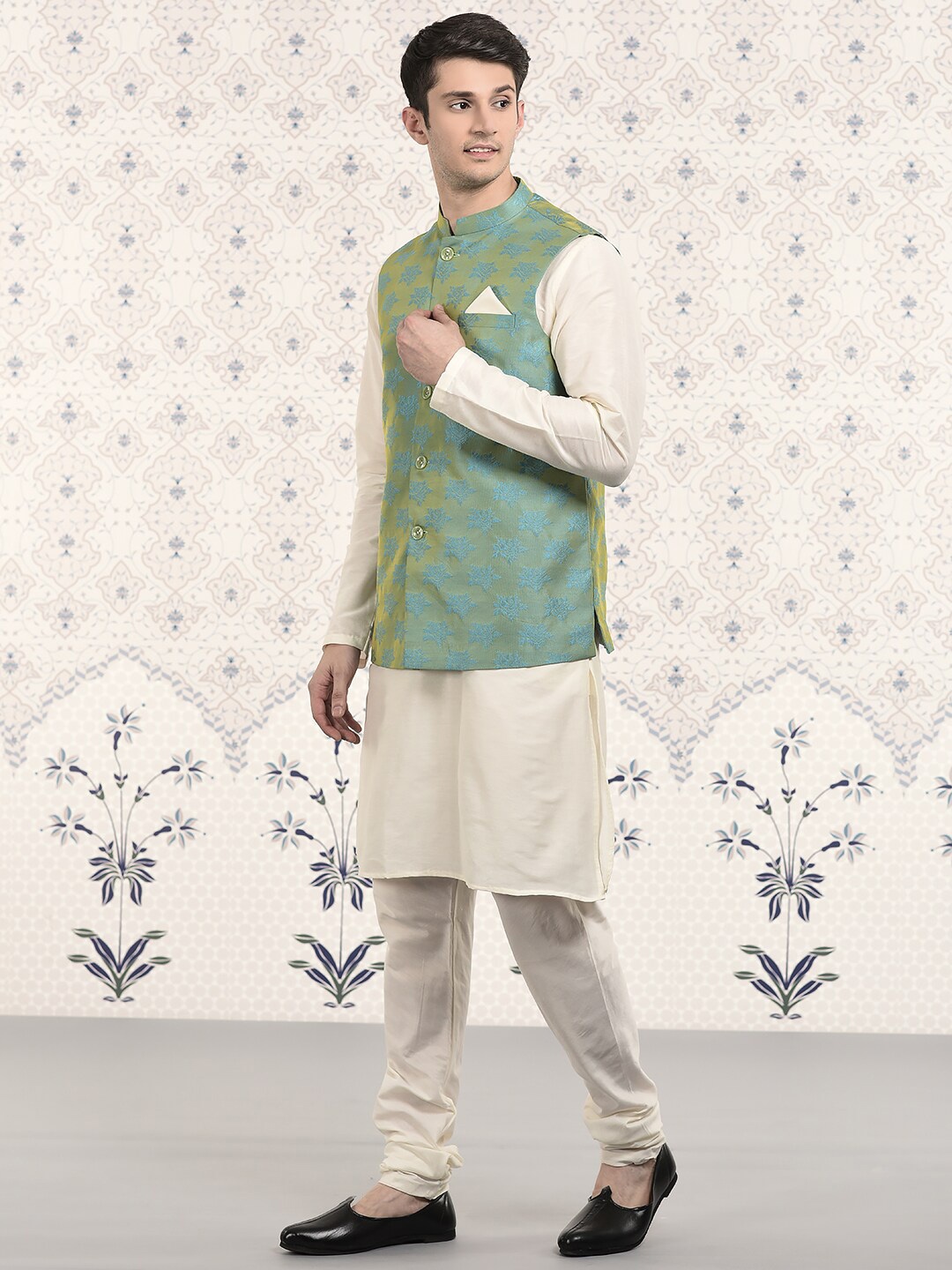 

Ode by House of Pataudi Straight Kurta With Churidar & Printed Nehru Jacket, Cream