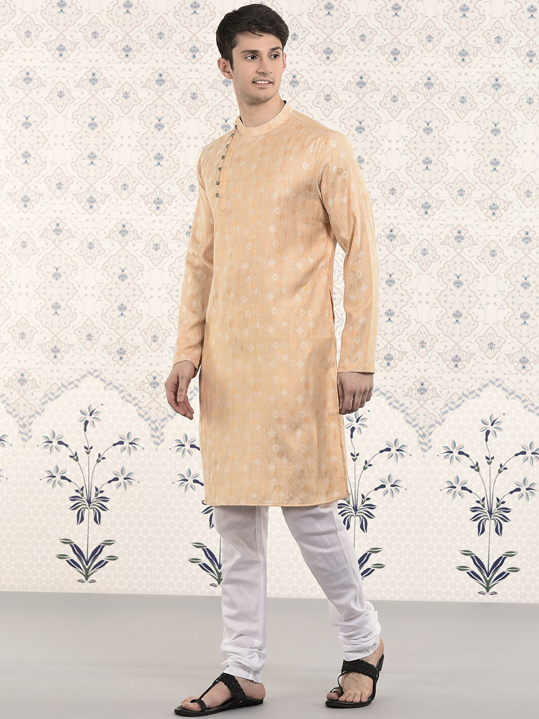 

Ode by House of Pataudi Geometric Woven design Regular Kurta With Churidar, Beige