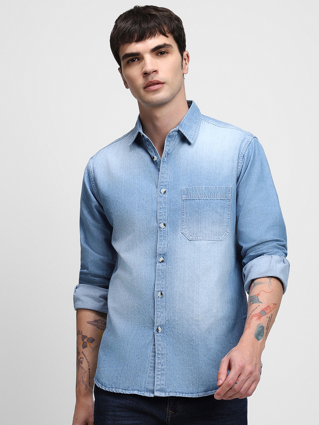 

Dennis Lingo Spread Collar Slim Fit Faded Pure Cotton Denim Shirt, Blue