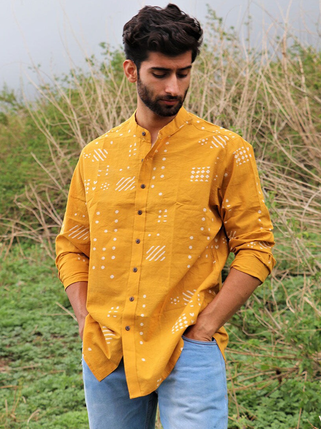 

Chidiyaa Geometric Printed Cotton Casual Shirt, Yellow