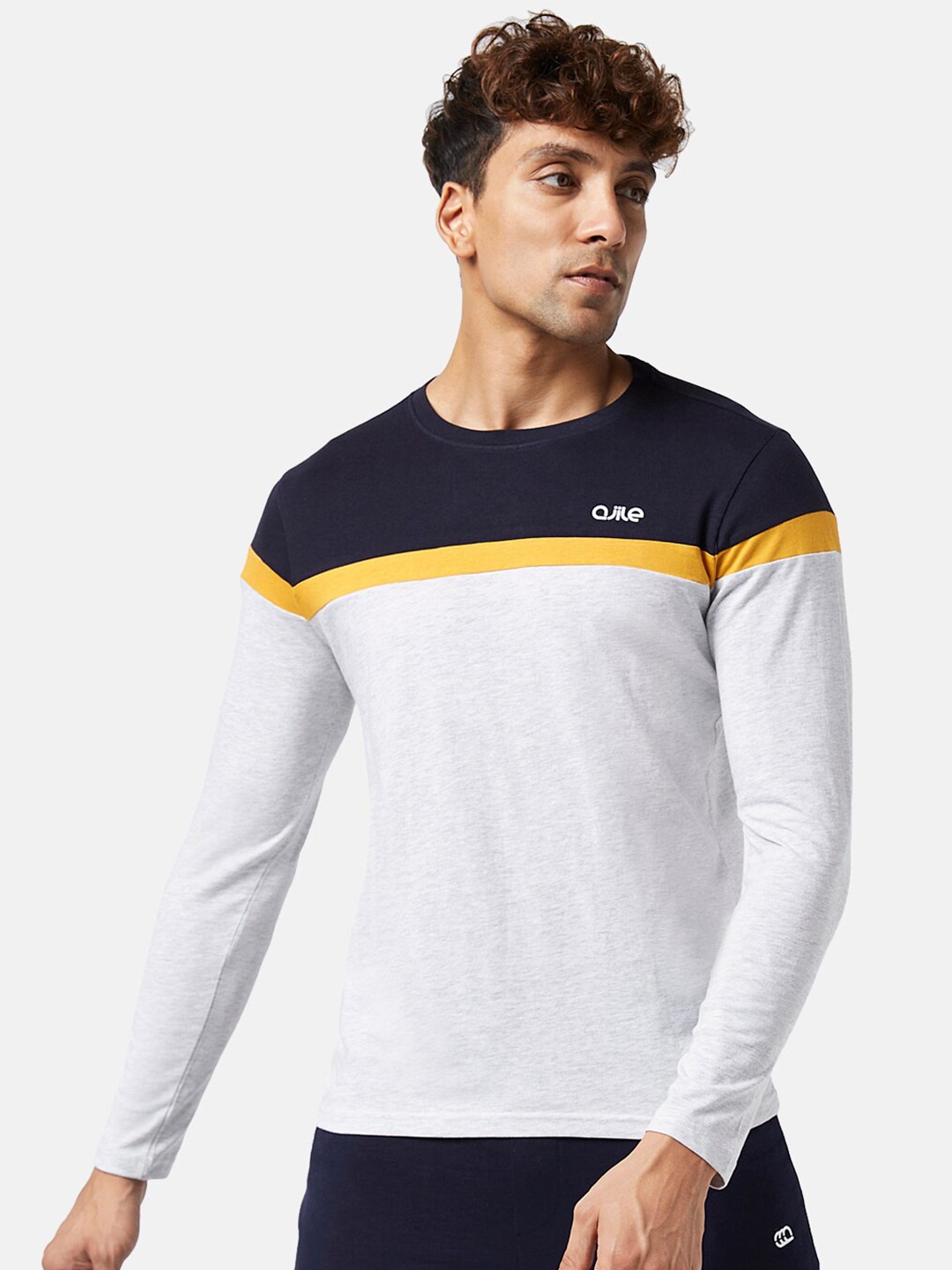 

Ajile by Pantaloons Colourblocked Cotton Slim Fit T-shirt, Navy blue