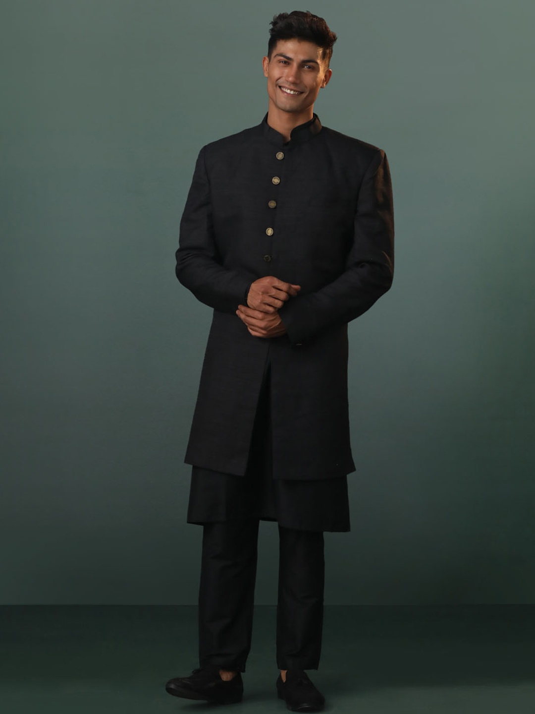 

VASTRAMAY Textured Indowestern Sherwani With Kurta & Pyjama Pants, Black