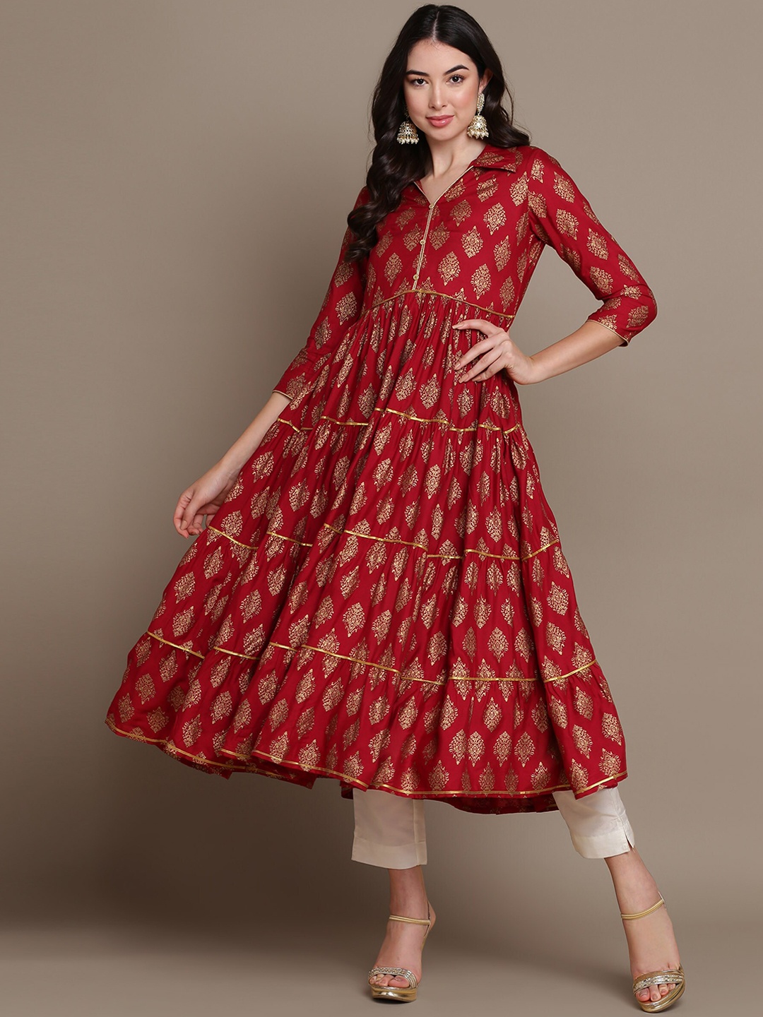 

HERE&NOW Ethnic Motifs Printed Shirt Collar Tiered Anarkali Kurta, Maroon