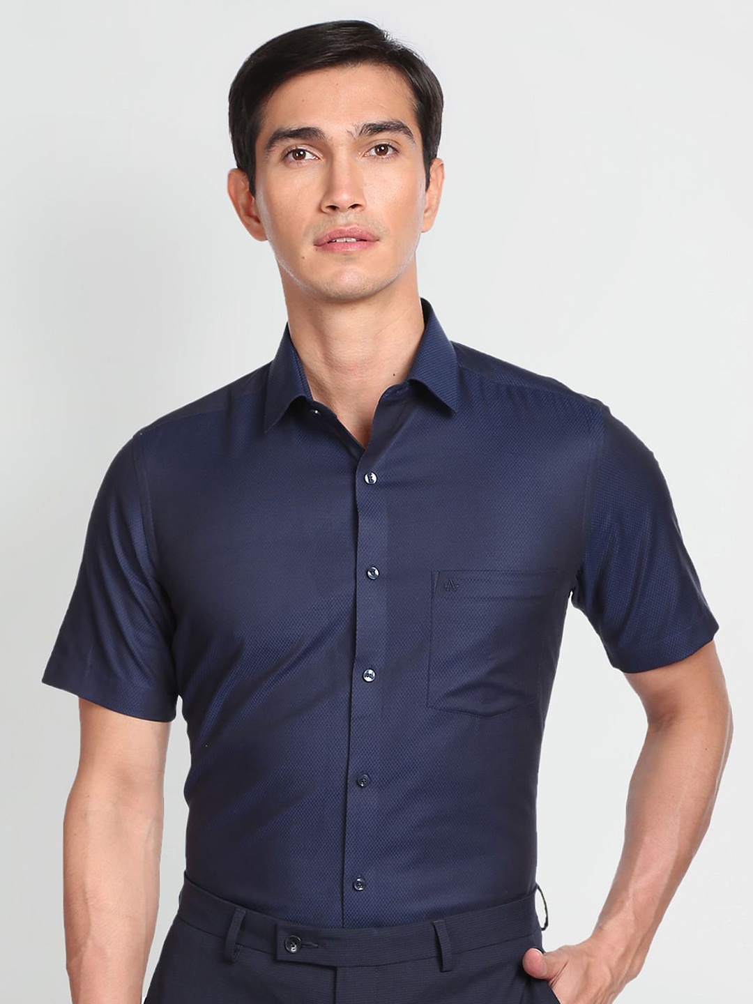 

Arrow Cutaway Collar Pure Cotton Formal Shirt, Blue
