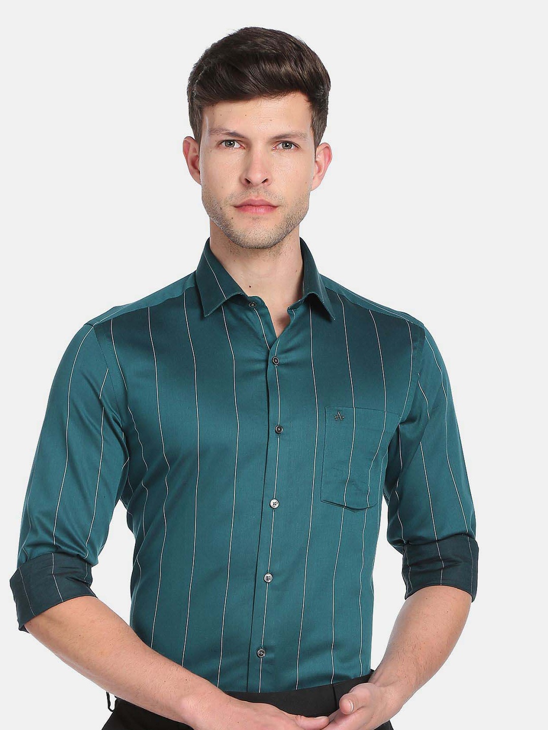 

Arrow Vertical Striped Cutaway Collar Pure Cotton Slim Fit Formal Shirt, Teal