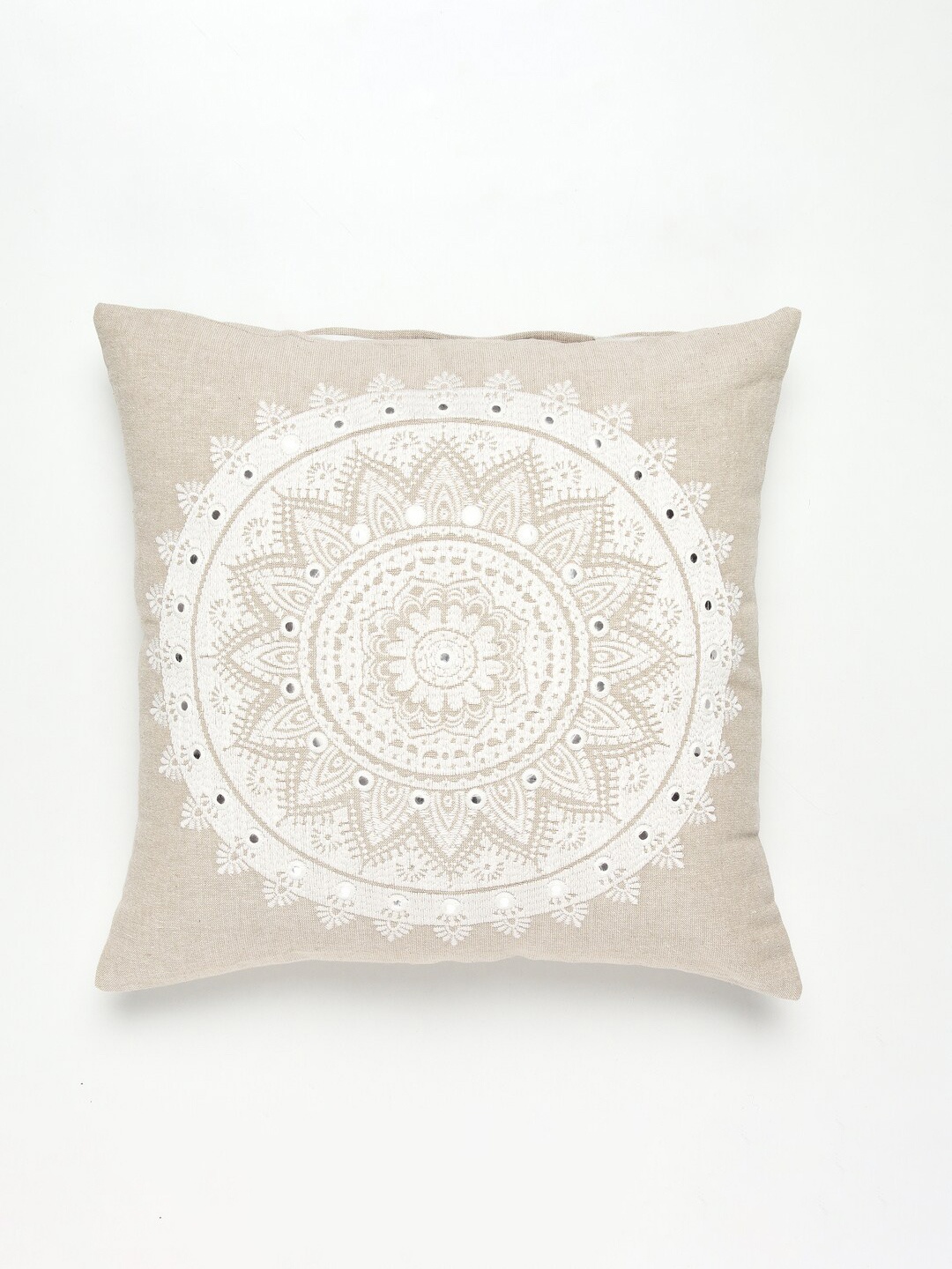 

HOUMN Beige & White Ethnic Motifs Printed Cotton Square Cushion Cover