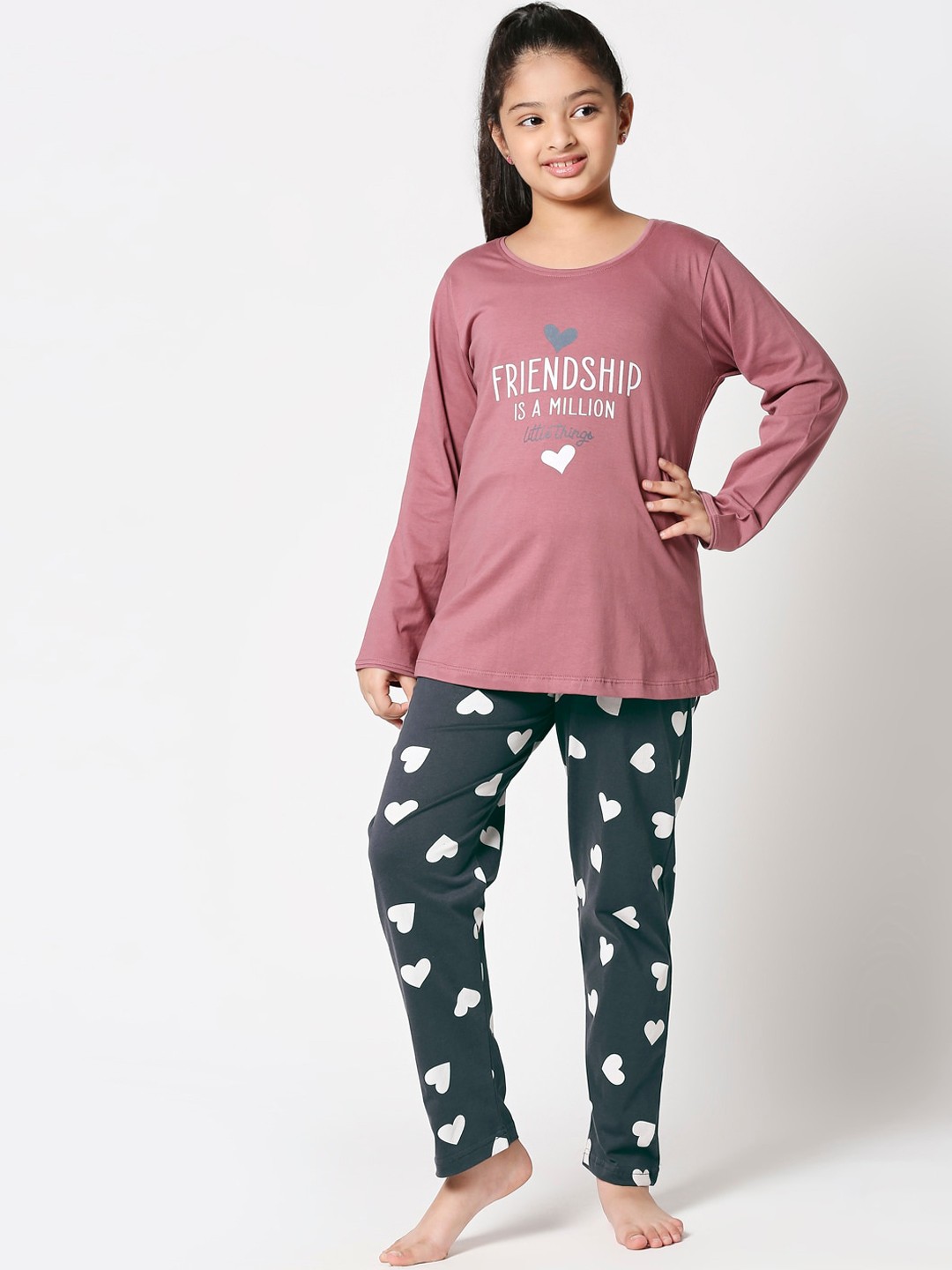 

Zeyo Girls Typography Printed Pure Cotton Night Suit, Brown