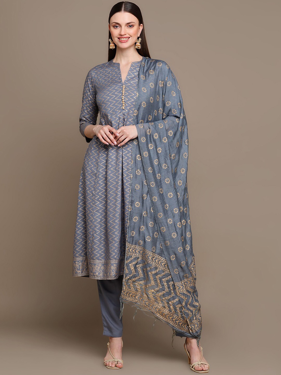 

HERE&NOW Chevron Printed Anarkali Kurta with Trousers & Dupatta, Grey