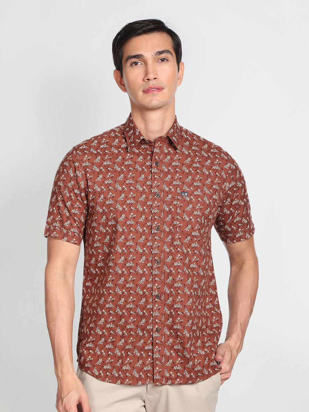 

Arrow Sport Floral Printed Cutaway Collar Pure Cotton Casual Shirt, Brown