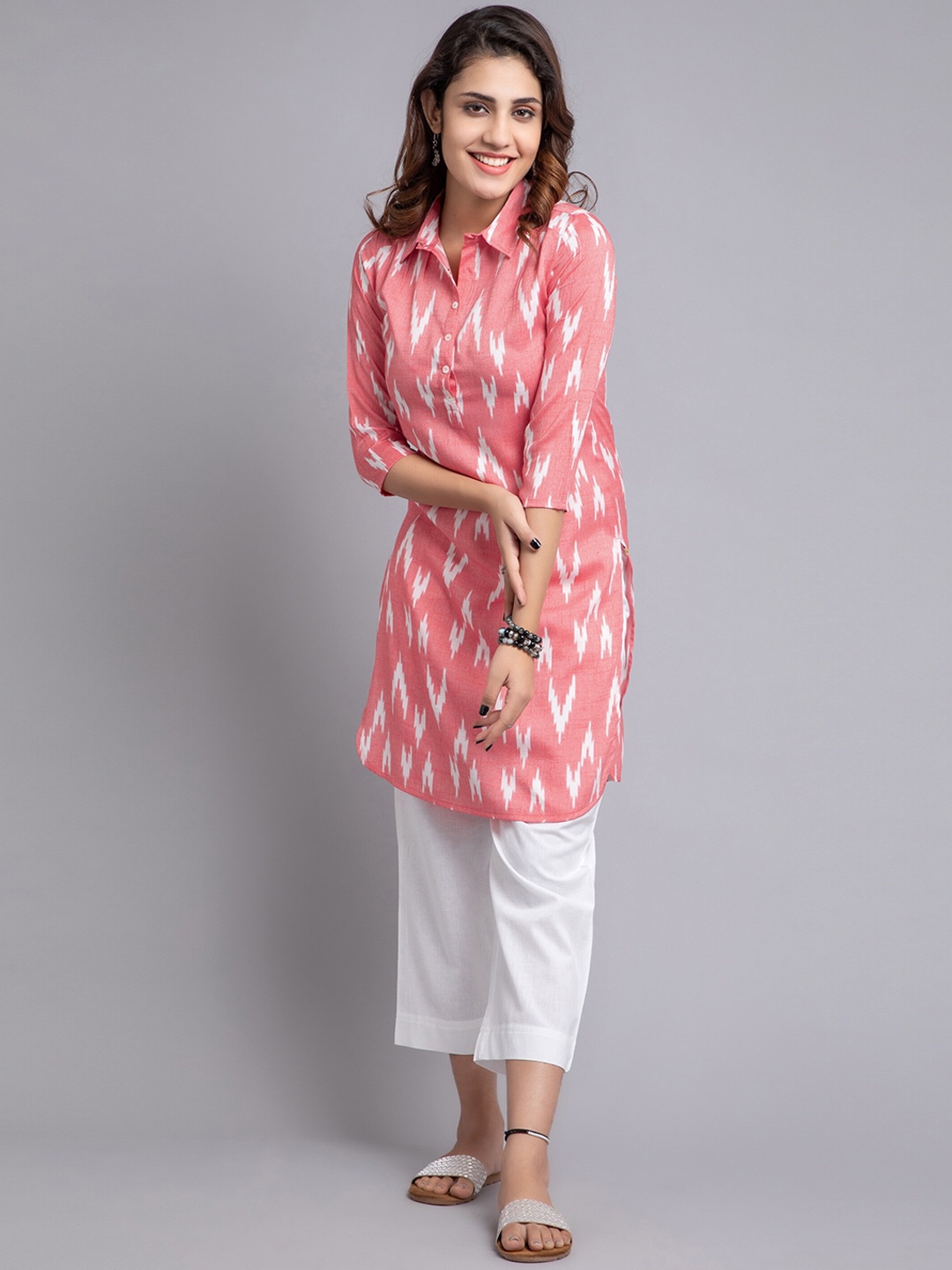 

SUTI Abstract Printed Shirt Collar Straight Kurta, Pink