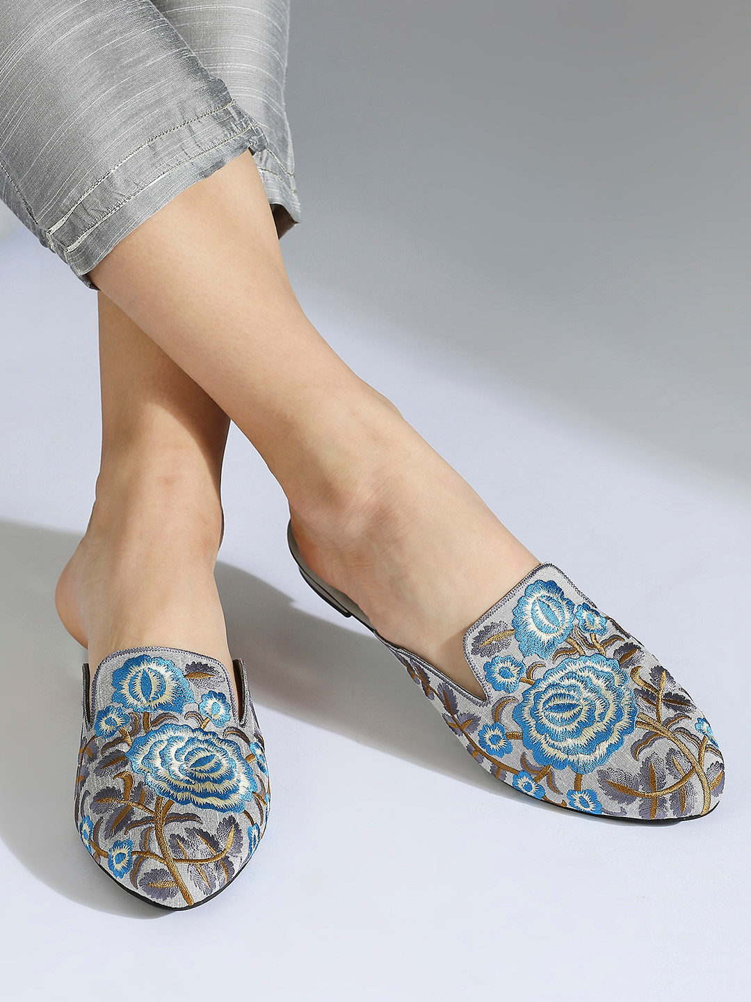 

Inc 5 Women Embroidered Mules, Grey