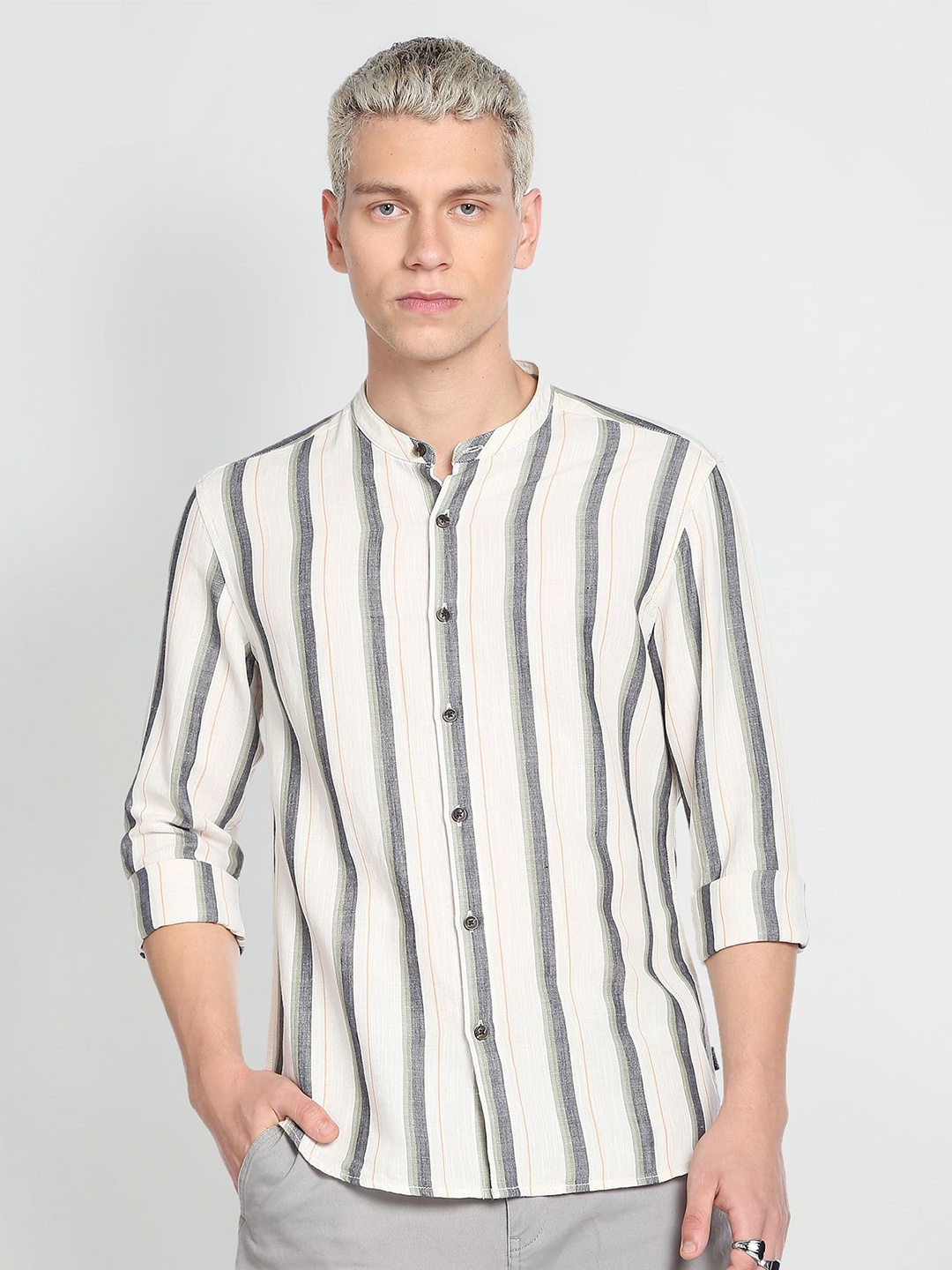 

Flying Machine Slim Fit Vertical Striped Band Collar Casual Shirt, Off white