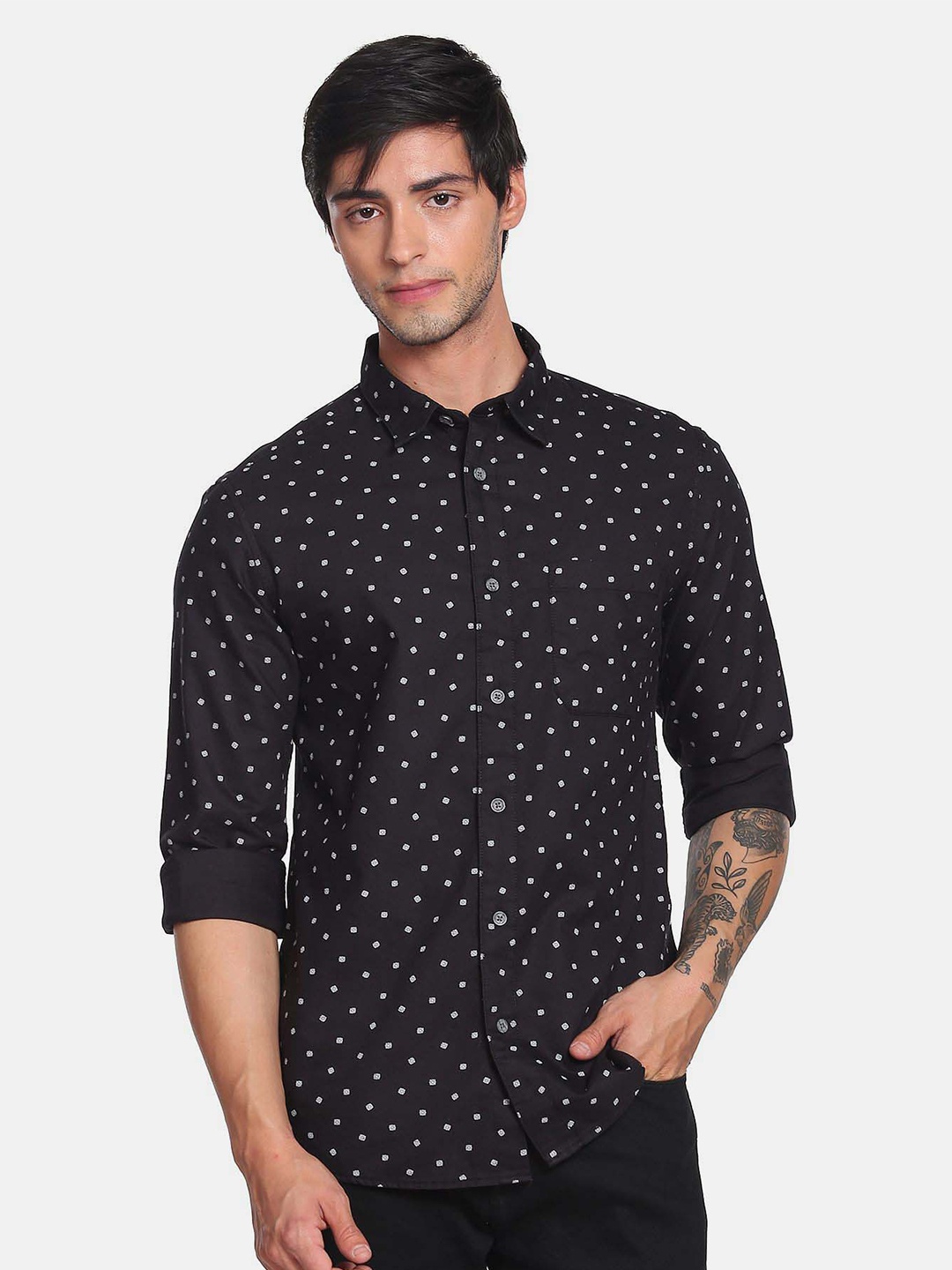 

Flying Machine Men Pure Cotton Slim Fit Opaque Printed Casual Shirt, Black