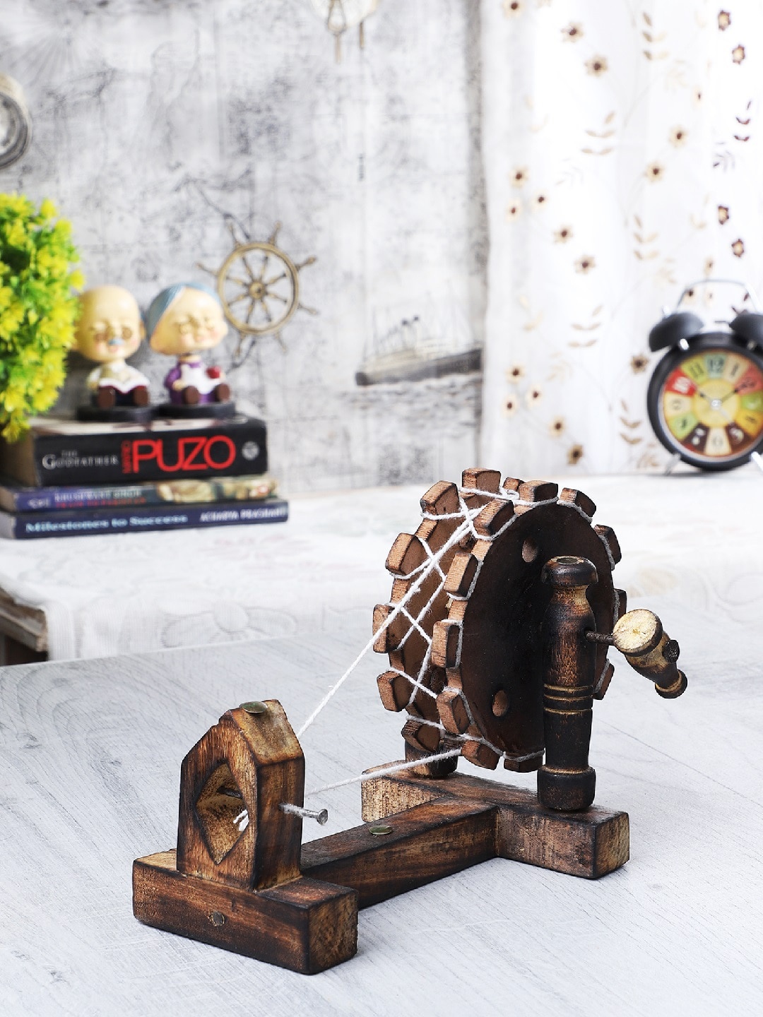 

EXIM DECOR Brown Spinning Wheel Wooden Antique Showpiece