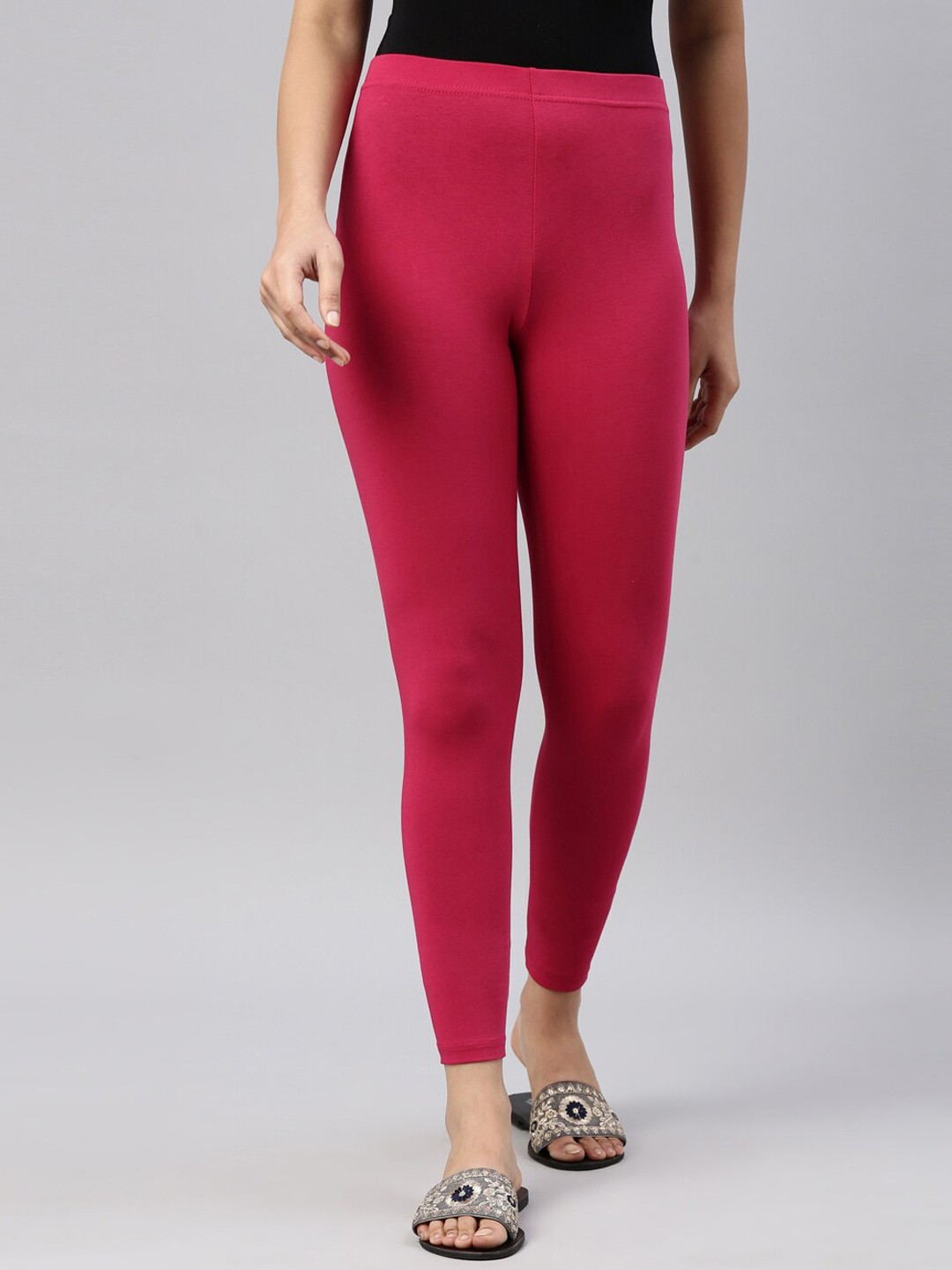 

Go Colors Slim Fit Ankle Length Leggings, Fuchsia
