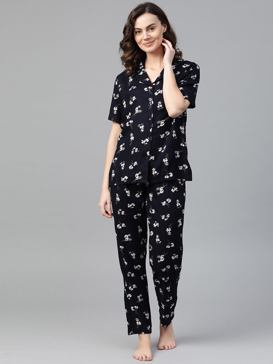 

DRAPE IN VOGUE Floral Printed Night Suit, Navy blue