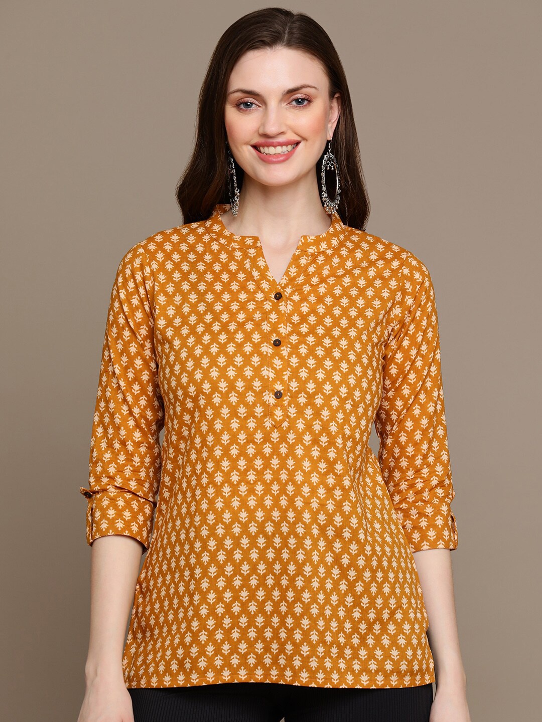 

MALHAAR Ethnic Motifs Printed Pure Cotton Kurti, Mustard