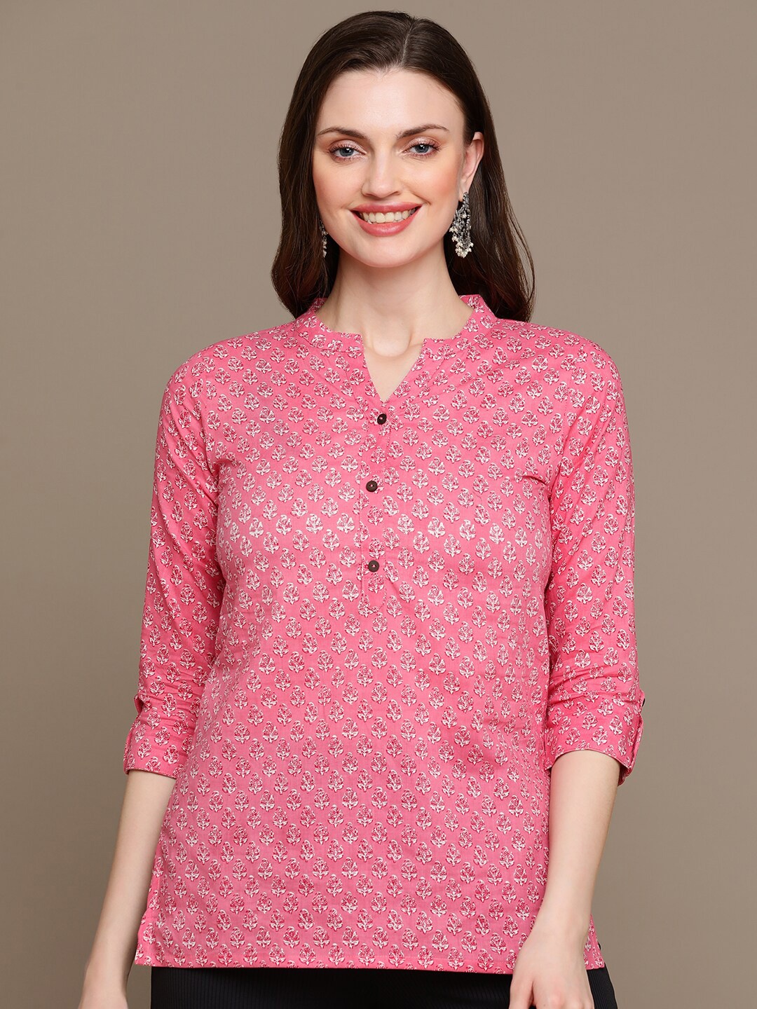 

MALHAAR Ethnic Motifs Printed Pure Cotton Kurti, Pink