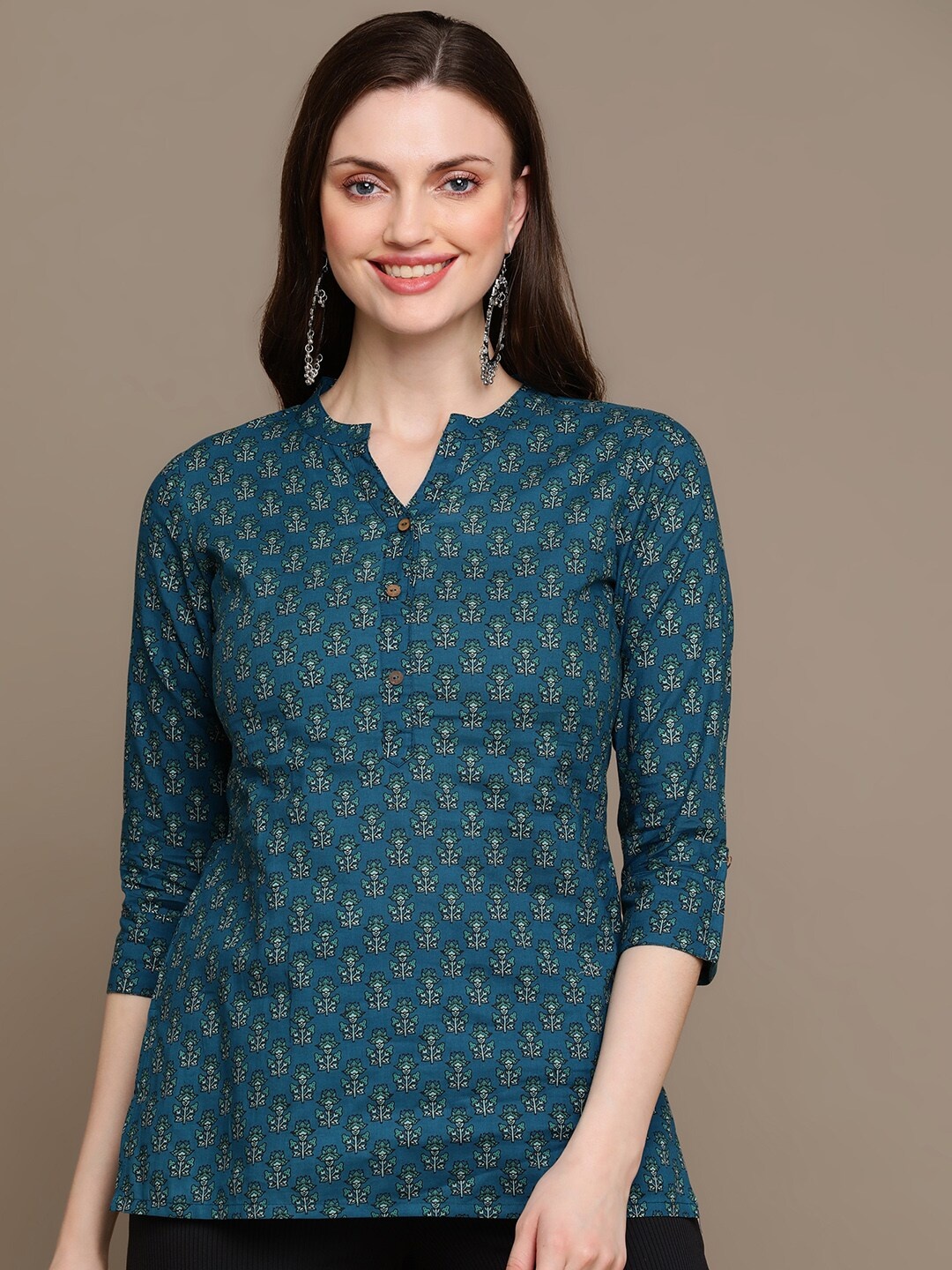 

MALHAAR Ethnic Motifs Printed Pure Cotton Kurti, Blue