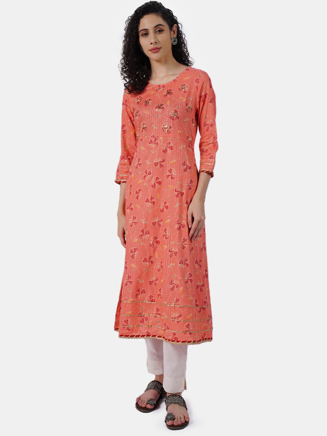 

Rmya Ethnic Motifs Sequined Straight Kurta, Peach