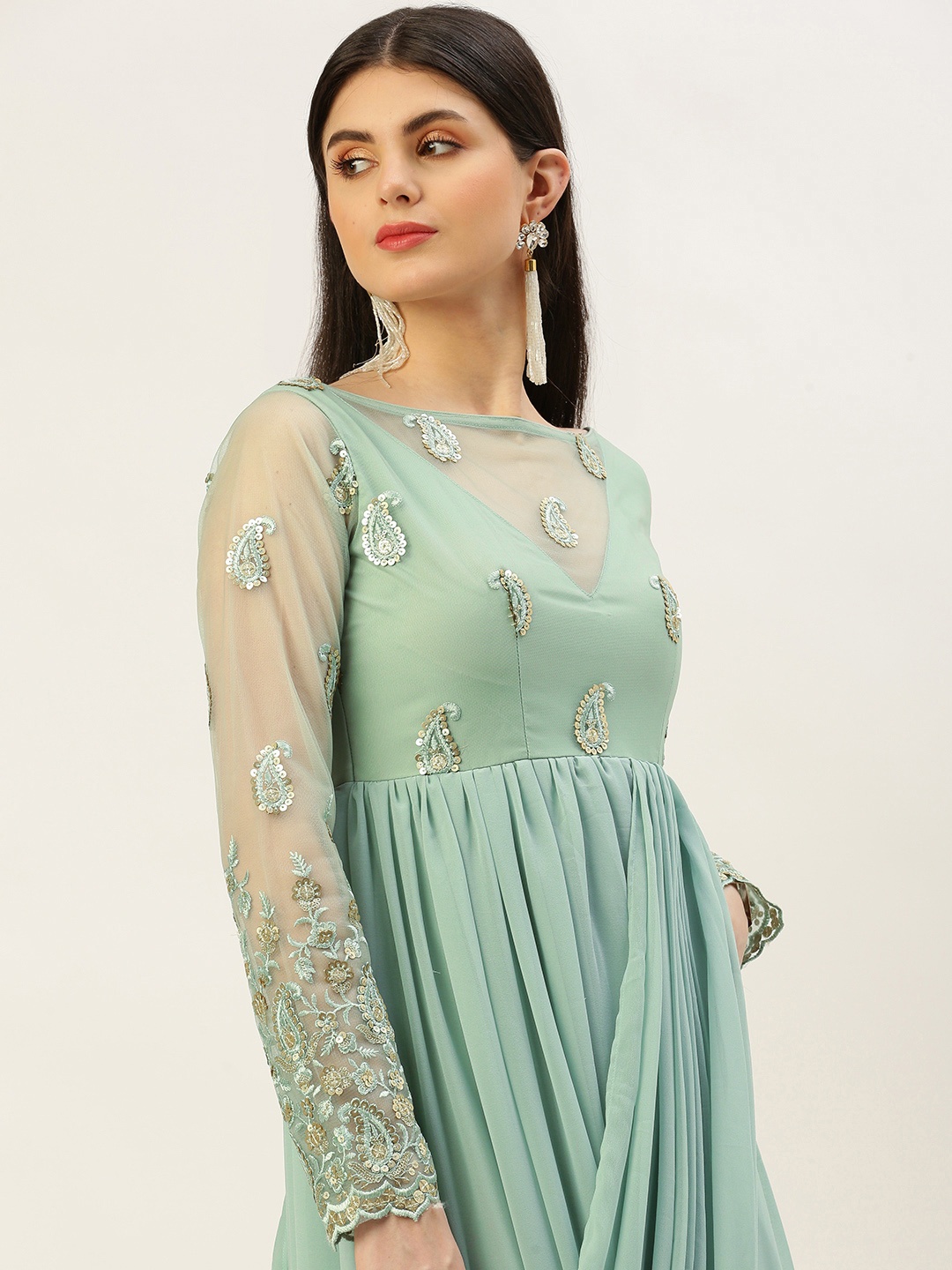 

Ethnovog Embroidered Georgette Gown, Green
