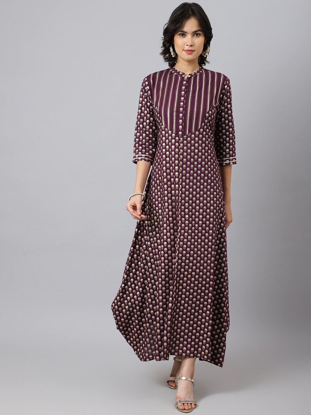 

Khushal K Mandarin Collar Asymmetric Floral Printed A-Line Kurta, Purple