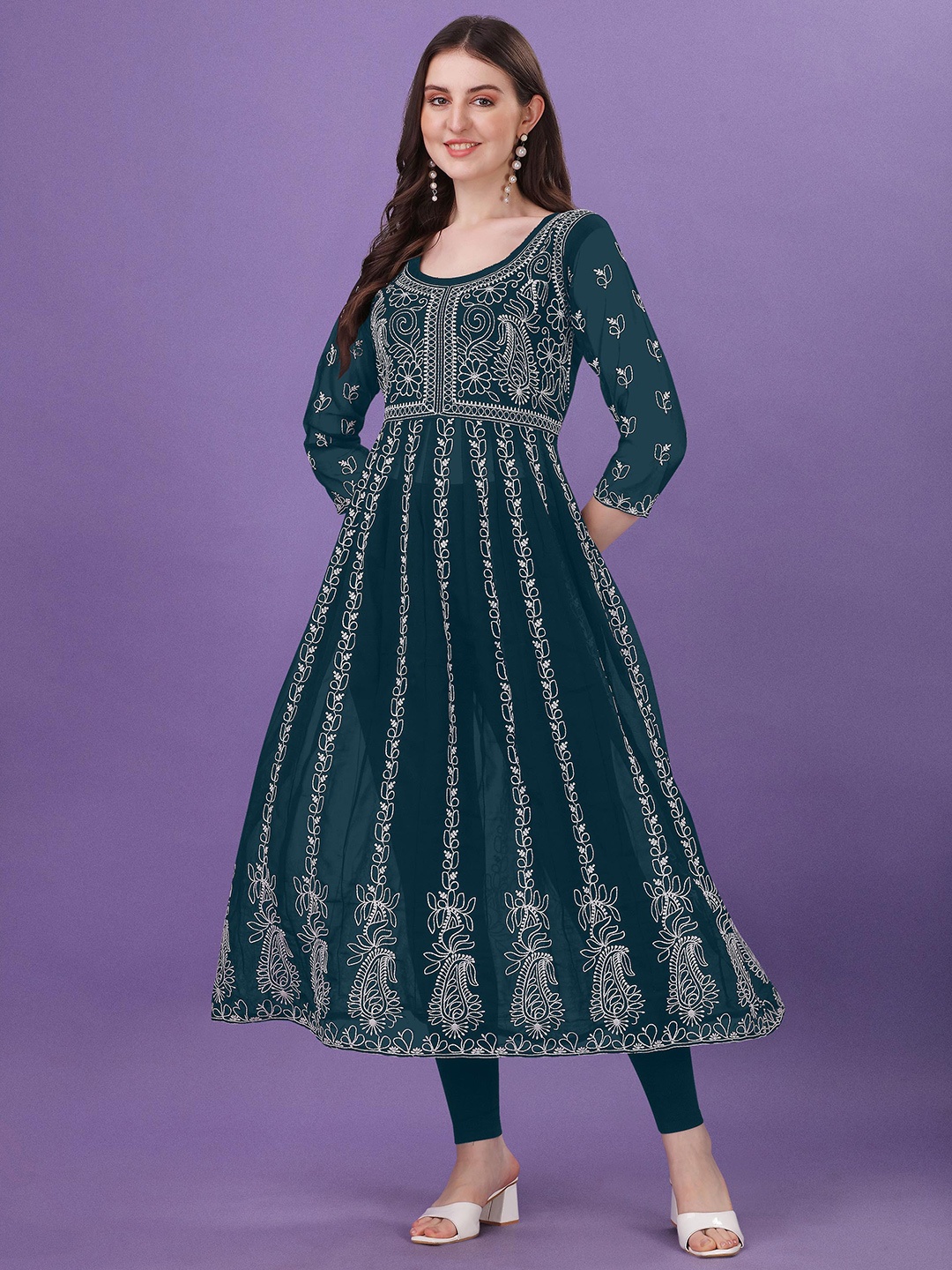 

Shree Ramkrishna Fab Ethnic Motifs Embroidered Georgette Anarkali Panelled Kurta, Navy blue