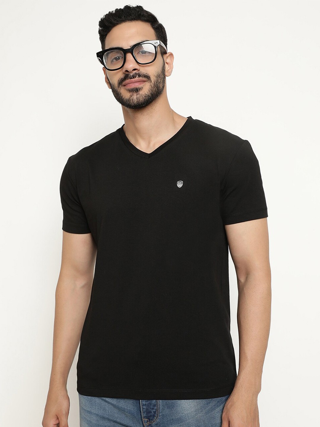 

Octave V-Neck Cotton T-shirt, Black
