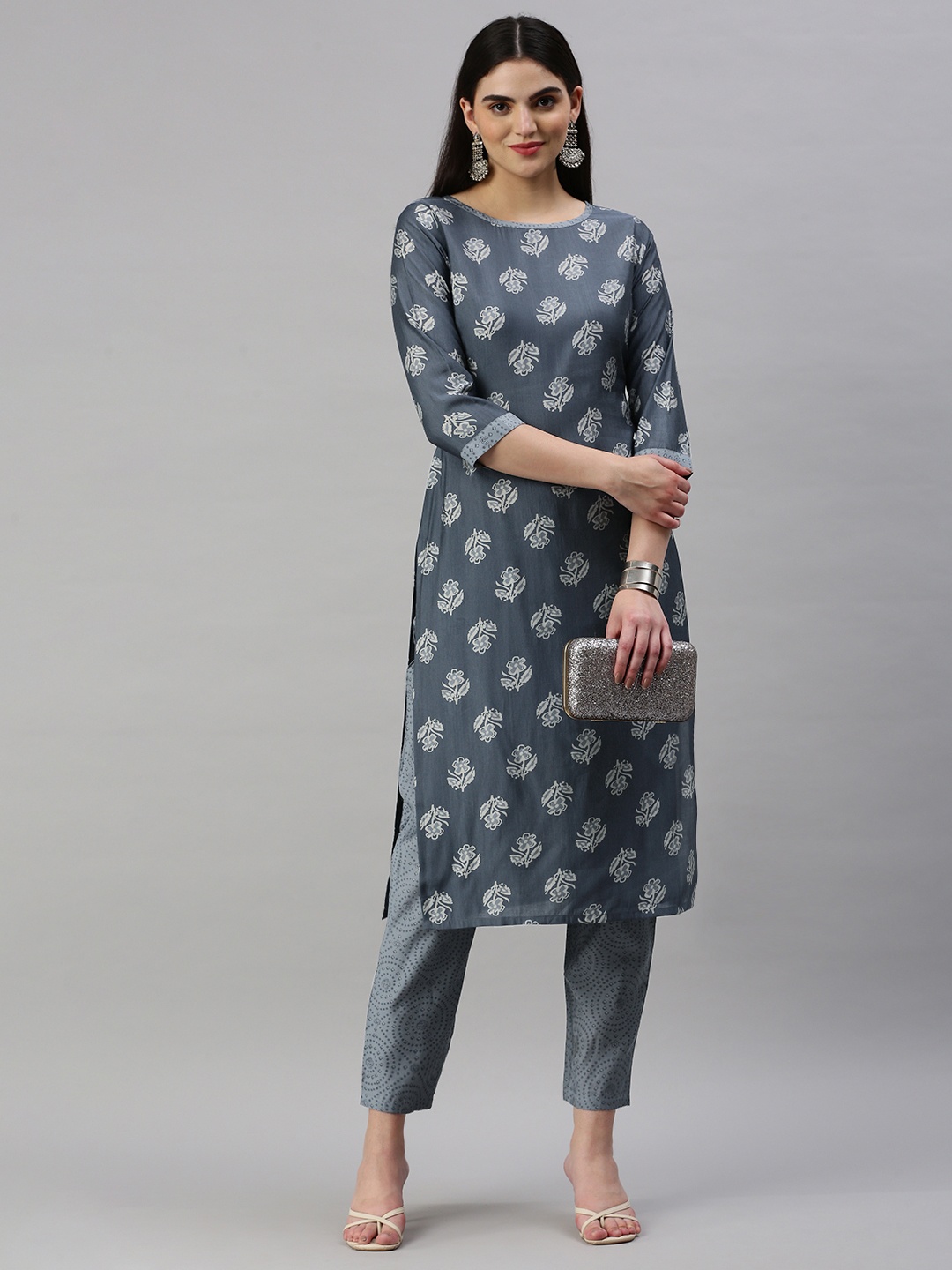 

KALINI Floral Printed Regular Chanderi Cotton Kurta With Trousers, Grey