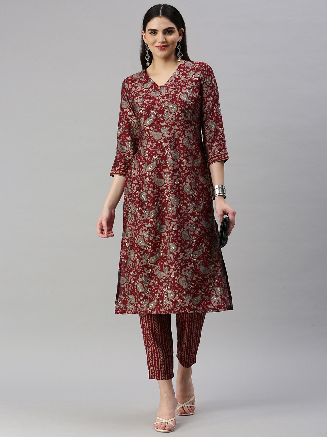 

KALINI Paisley Printed Regular Chanderi Cotton Kurta With Trousers, Maroon