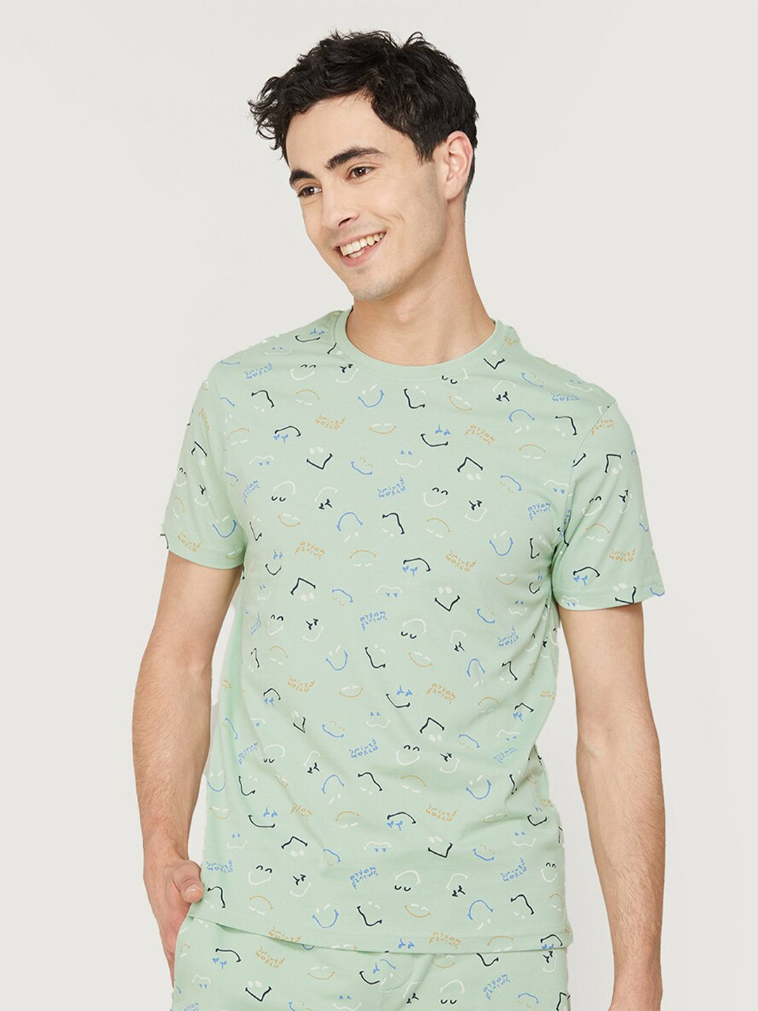 

SmileyWorld Conversational Printed Cotton T-shirt, Green