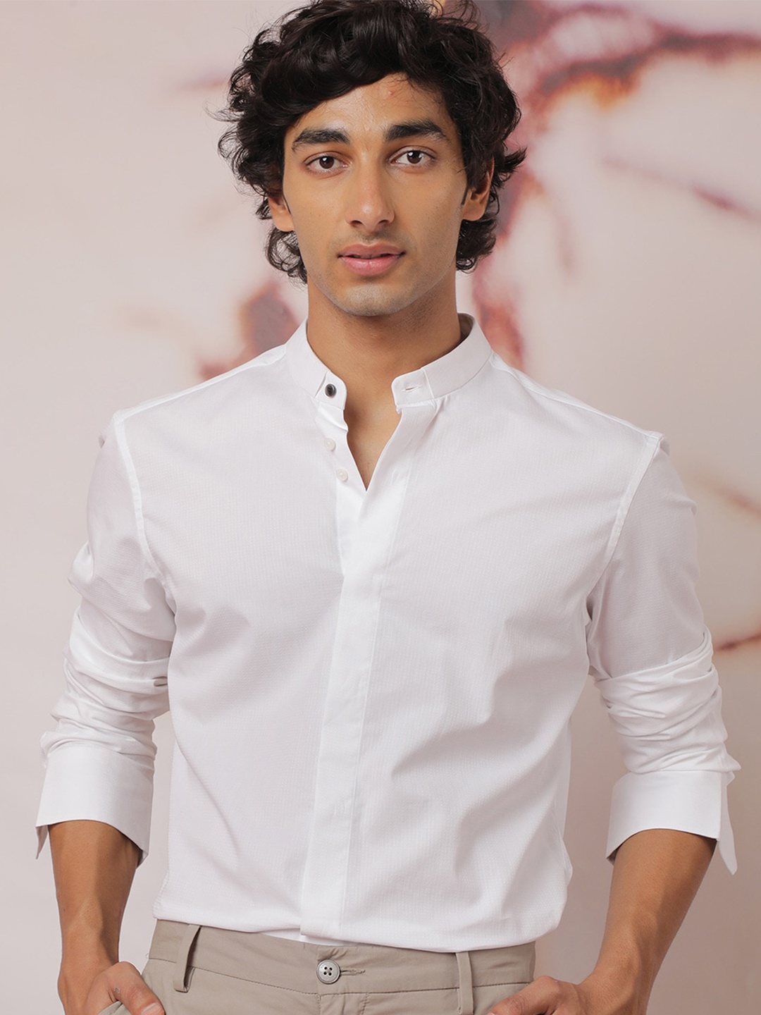 

RARE RABBIT Men Rains Slim Fit Cotton Shirt, White