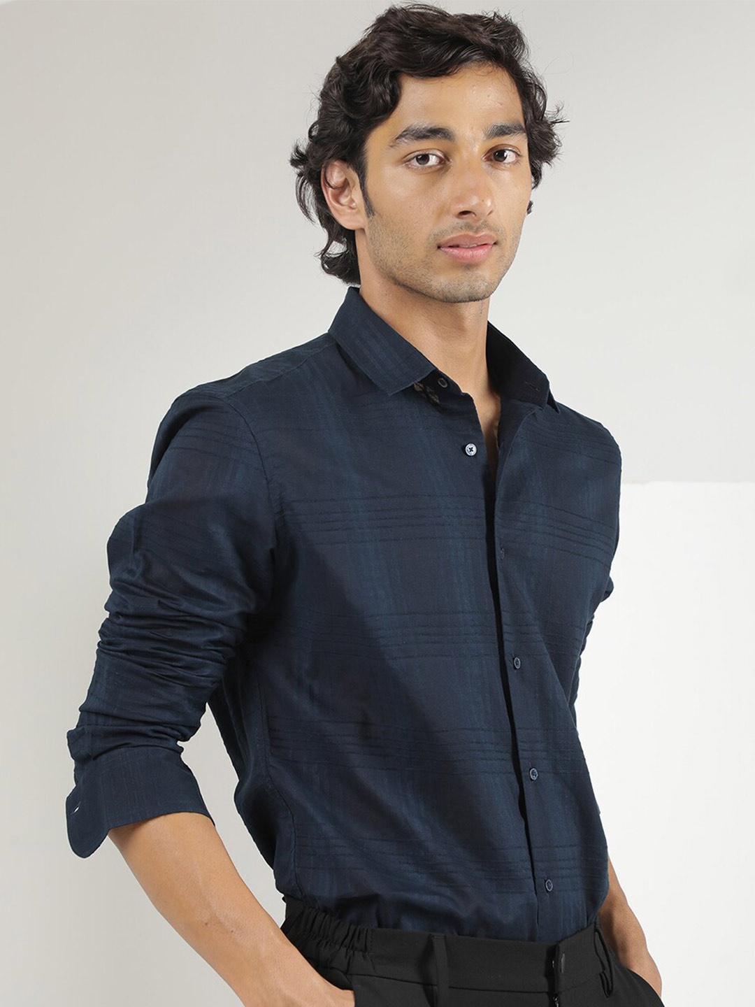 

RARE RABBIT Men Nest Checked Cotton Slim Fit Shirt, Navy blue