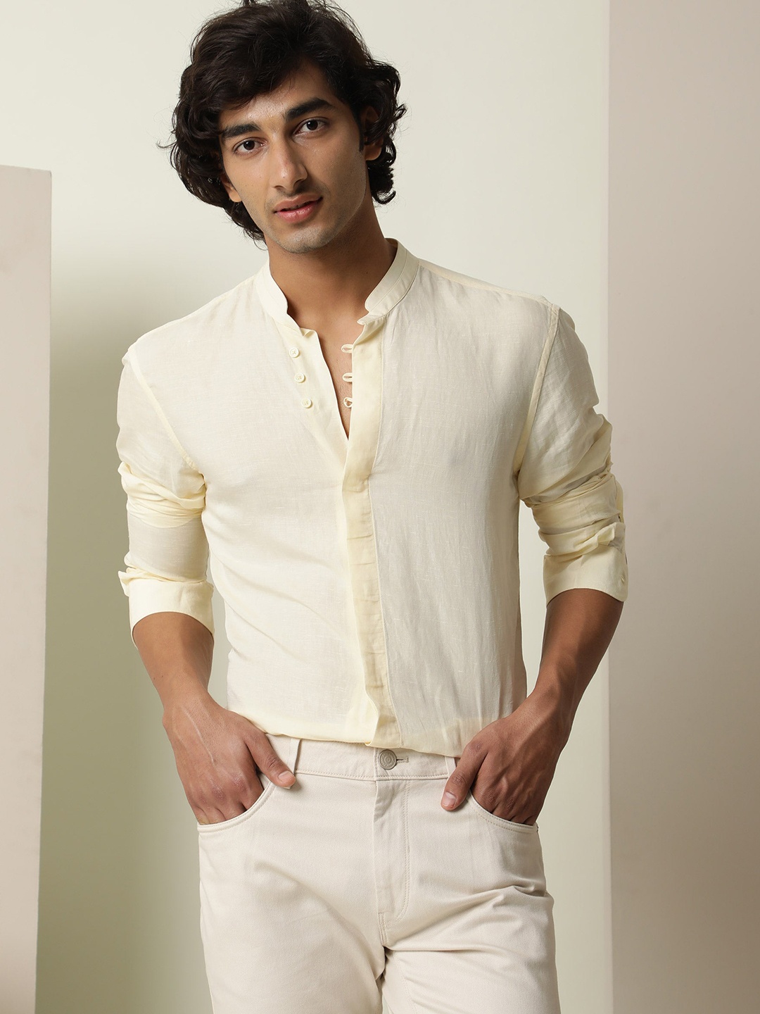 

RARE RABBIT Men Throne Slim Fit Mandarin Collar Shirt, Yellow