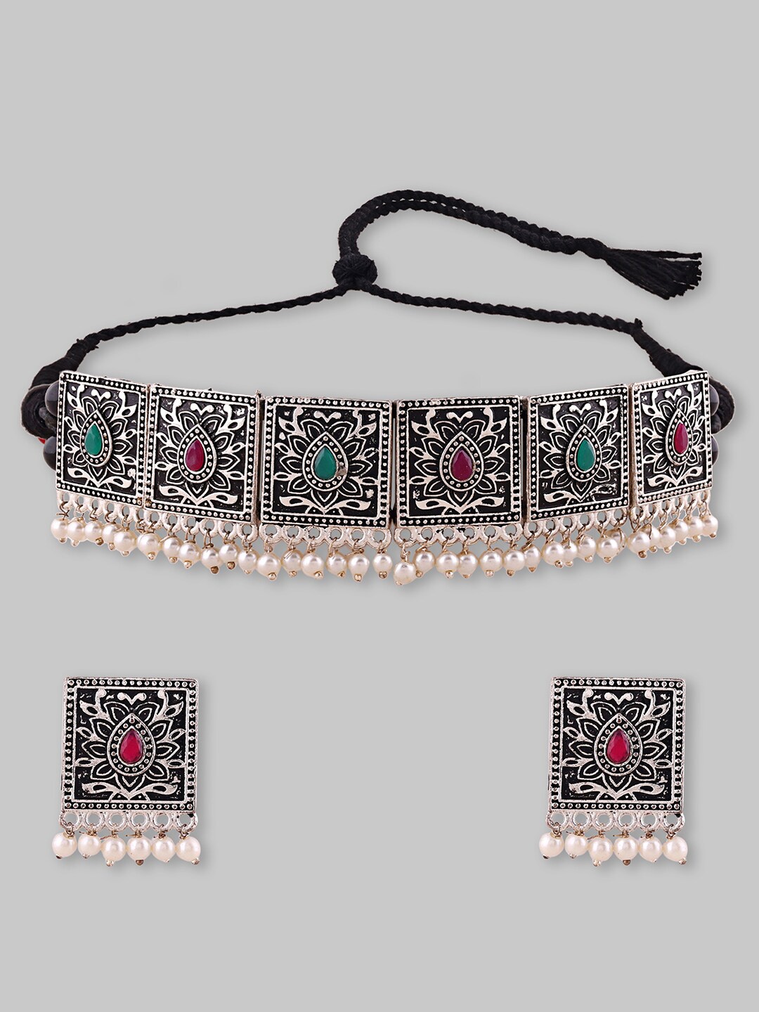 

Samridhi DC Silver Plated Kundan Necklace With Earrings