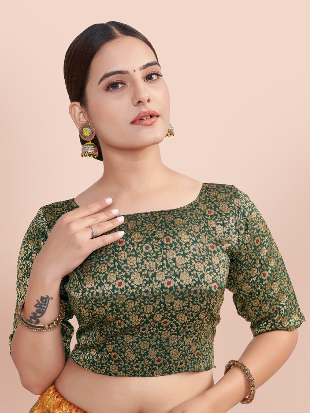 

HIMRISE Woven Design Boat Neck Silk Saree Blouse, Green