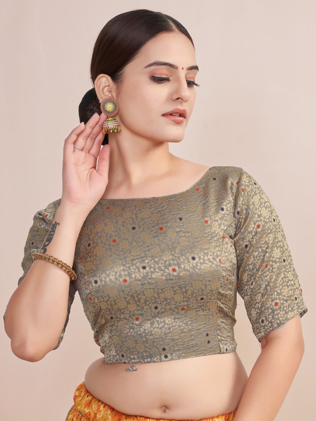 

HIMRISE Woven Design Boat Neck Silk Saree Blouse, Grey