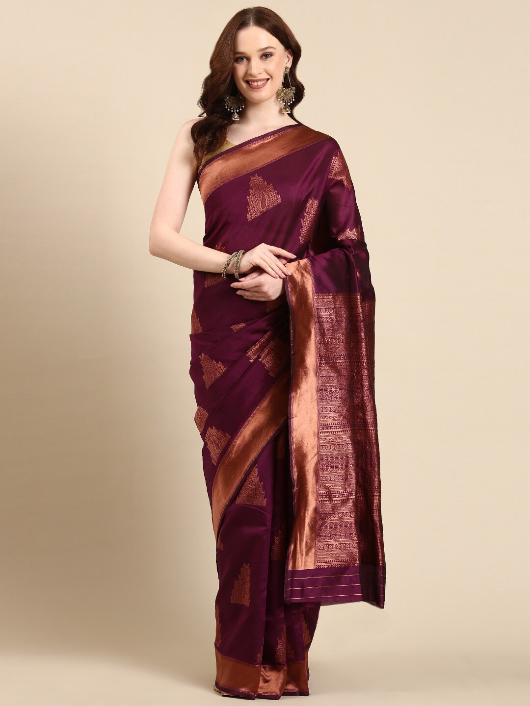 

Anouk Paisley Woven Design Zari Kanjeevaram Saree, Magenta